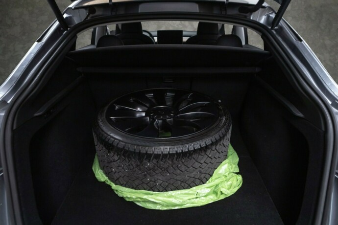 tesla-model-y-elektrisitet-2025-big-29