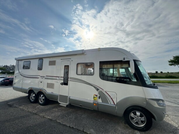 rapido-10000df-reg-6-person-scandinavian-edition-topputgave-ac-bil-amp-bodel-varme-gulv-12mnd-garanti-n-diesel-2018-big-4