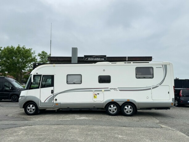 rapido-10000df-reg-6-person-scandinavian-edition-topputgave-ac-bil-amp-bodel-varme-gulv-12mnd-garanti-n-diesel-2018-big-8