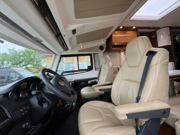 rapido-10000df-reg-6-person-scandinavian-edition-topputgave-ac-bil-amp-bodel-varme-gulv-12mnd-garanti-n-diesel-2018-big-9
