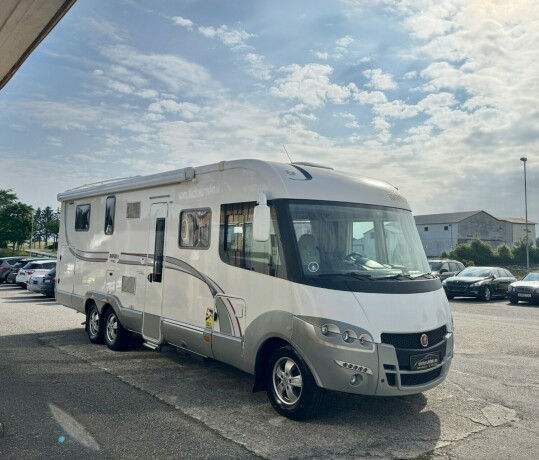 rapido-10000df-reg-6-person-scandinavian-edition-topputgave-ac-bil-amp-bodel-varme-gulv-12mnd-garanti-n-diesel-2018-big-3