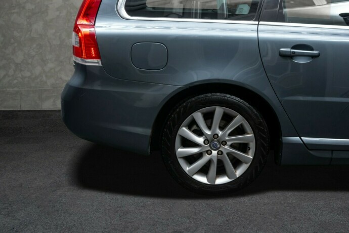 volvo-v70-diesel-2015-big-9