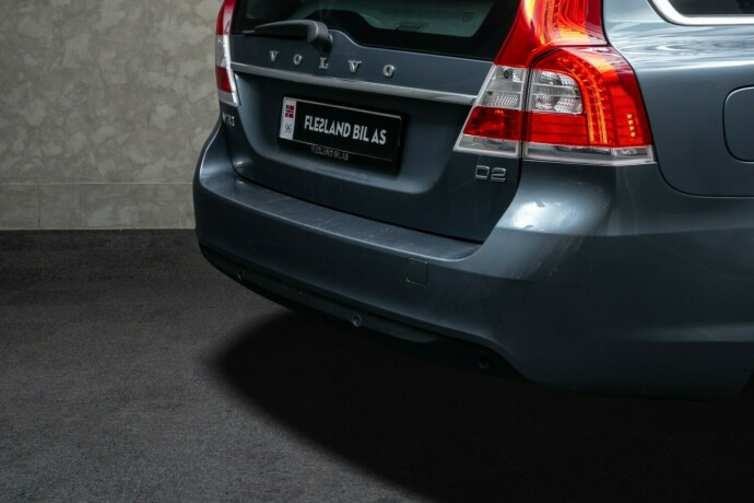 volvo-v70-diesel-2015-big-8