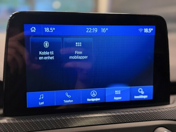 ford-focus-bensin-2019-big-28