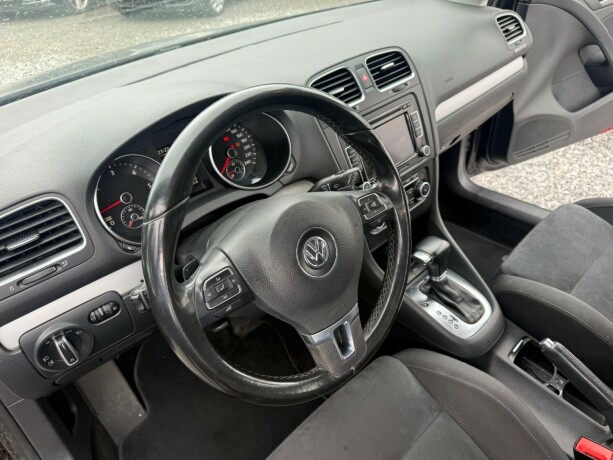 volkswagen-golf-diesel-2010-big-13