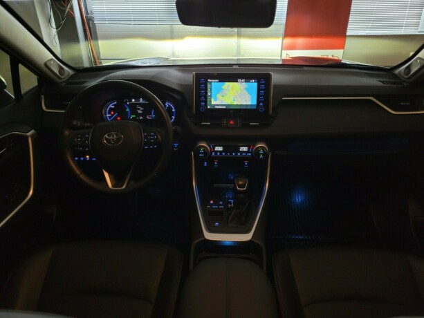 toyota-rav4-elektrisitetbensin-2020-big-42