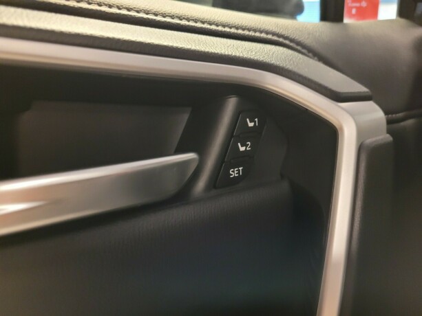 toyota-rav4-elektrisitetbensin-2020-big-25