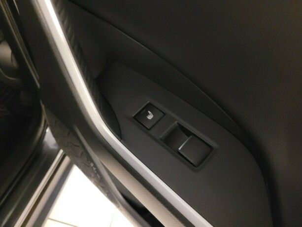 toyota-rav4-elektrisitetbensin-2020-big-20