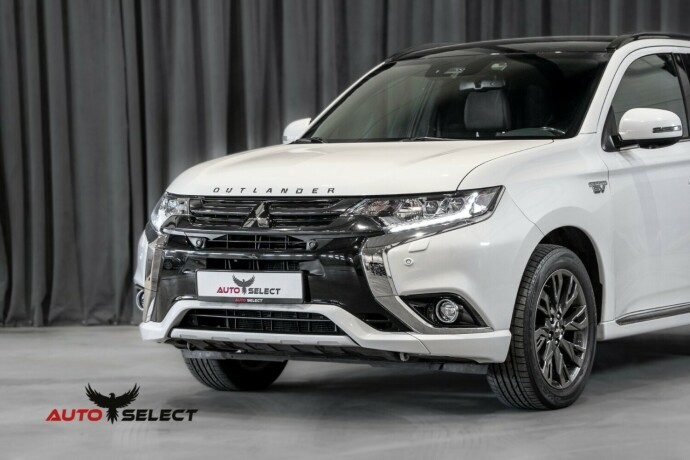 mitsubishi-outlander-elektrisitetbensin-2018-big-6
