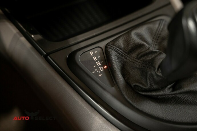 bmw-1-serie-bensin-2009-big-35