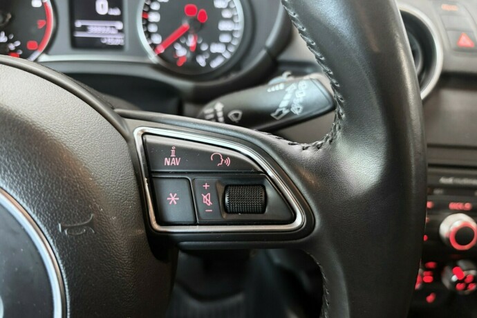 audi-a1-bensin-2014-big-21