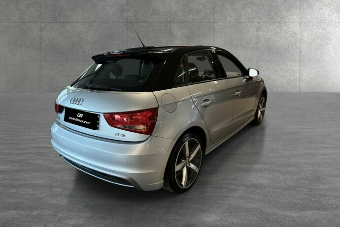 audi-a1-bensin-2014-big-5