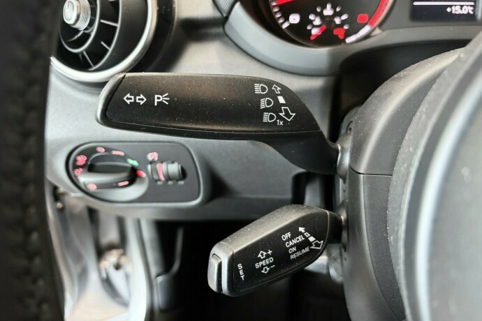 audi-a1-bensin-2014-big-14