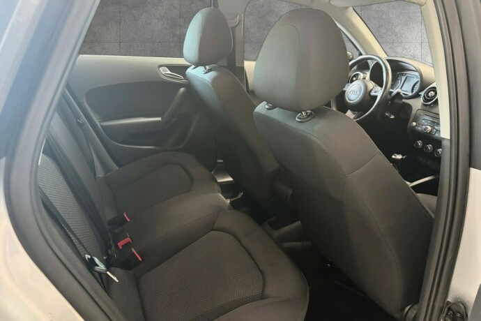 audi-a1-bensin-2014-big-25