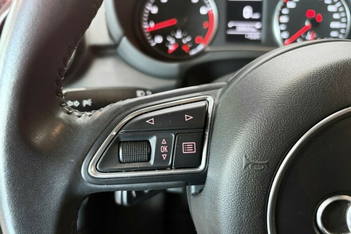 audi-a1-bensin-2014-big-20