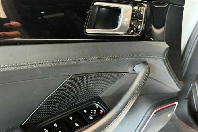 porsche-panamera-4s-elektrisitetbensin-2021-big-13