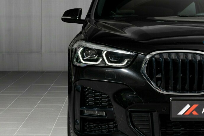 bmw-x1-elektrisitetbensin-2022-big-3