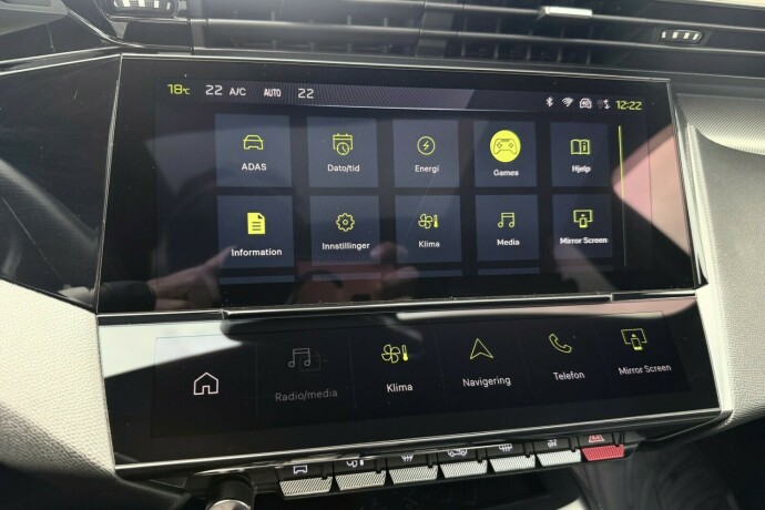 peugeot-308-elektrisitetbensin-2022-big-30
