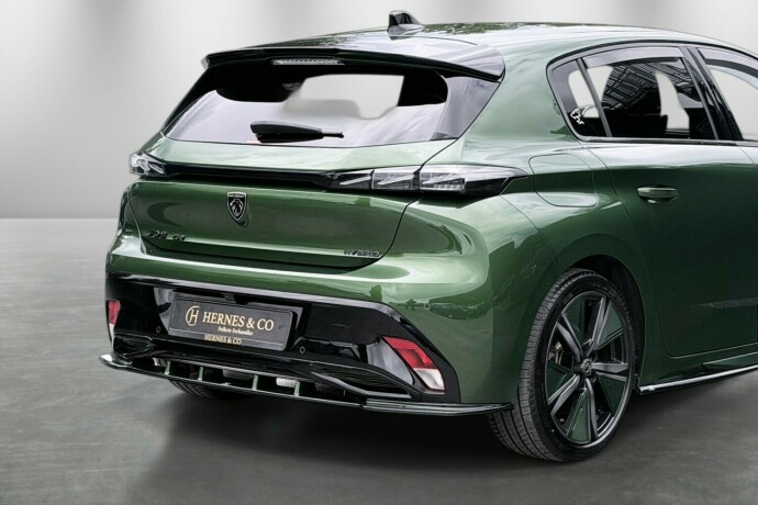 peugeot-308-elektrisitetbensin-2022-big-7