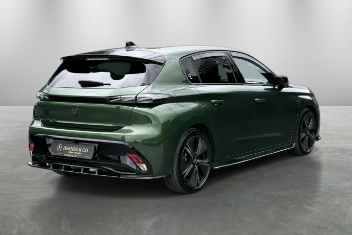 peugeot-308-elektrisitetbensin-2022-big-6