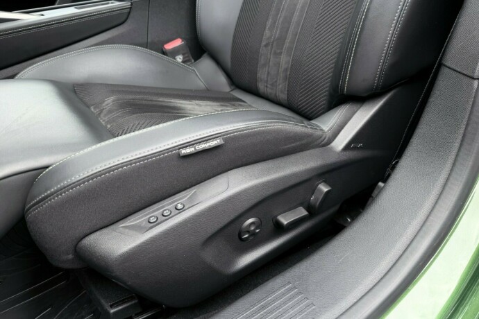 peugeot-308-elektrisitetbensin-2022-big-13