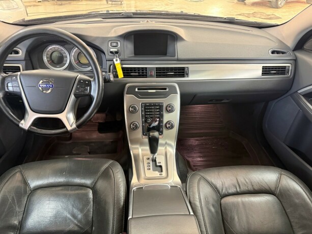 volvo-xc-70-diesel-2012-big-9
