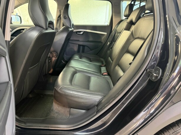 volvo-xc-70-diesel-2012-big-28
