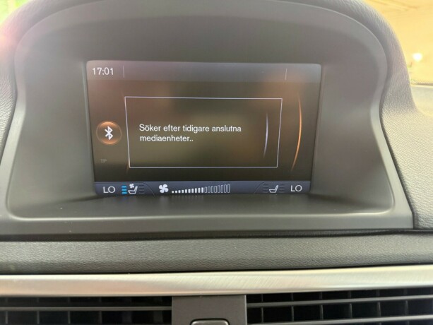 volvo-xc-70-diesel-2012-big-18