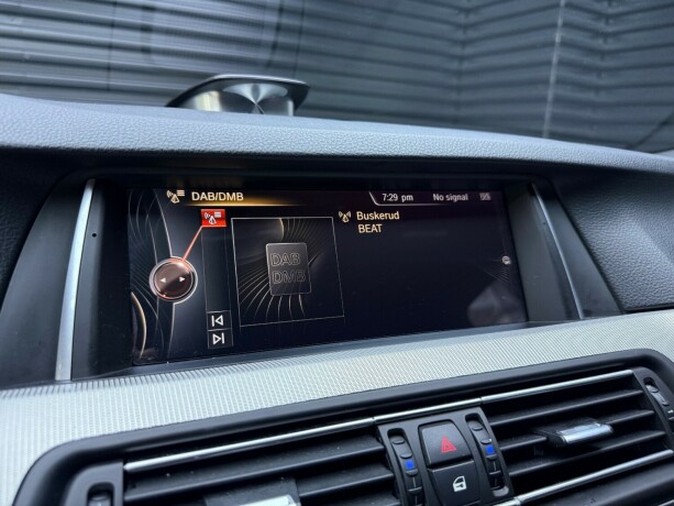 bmw-m5-bensin-2015-big-27