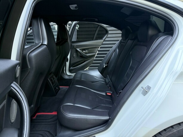 bmw-m3-bensin-2015-big-37