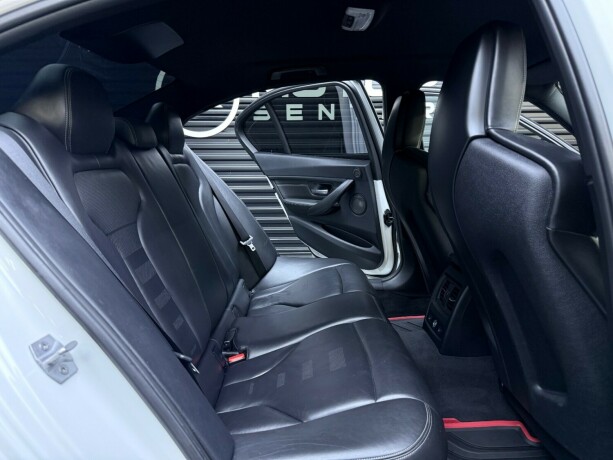 bmw-m3-bensin-2015-big-39