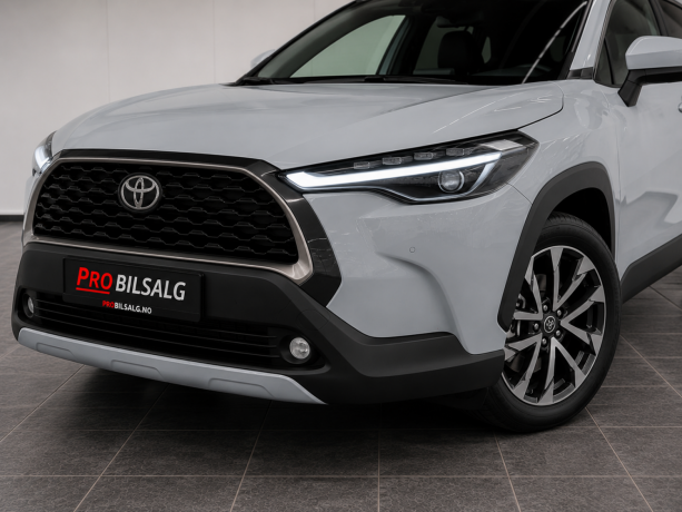 toyota-corolla-elektrisitetbensin-2024-big-6