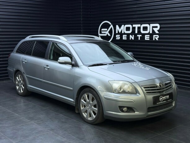 toyota-avensis-diesel-2008-big-0