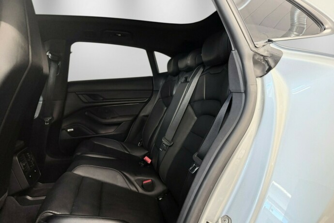 porsche-taycan-elektrisitet-2022-big-16