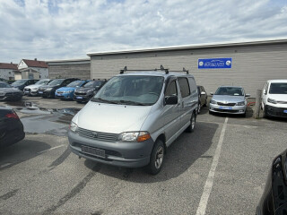 Toyota | HiAce | Diesel | 2004