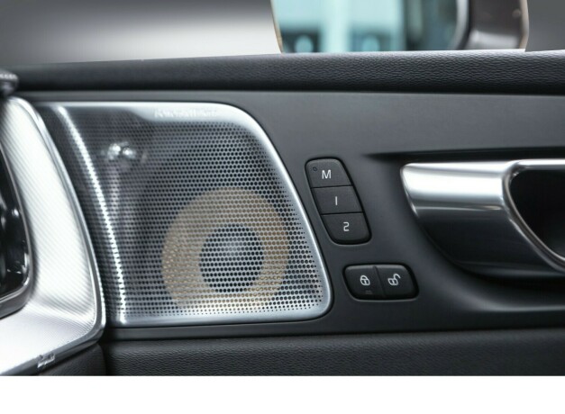 volvo-xc-60-elektrisitetbensin-2019-big-28