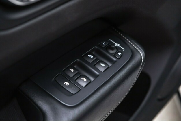 volvo-xc-60-elektrisitetbensin-2019-big-30
