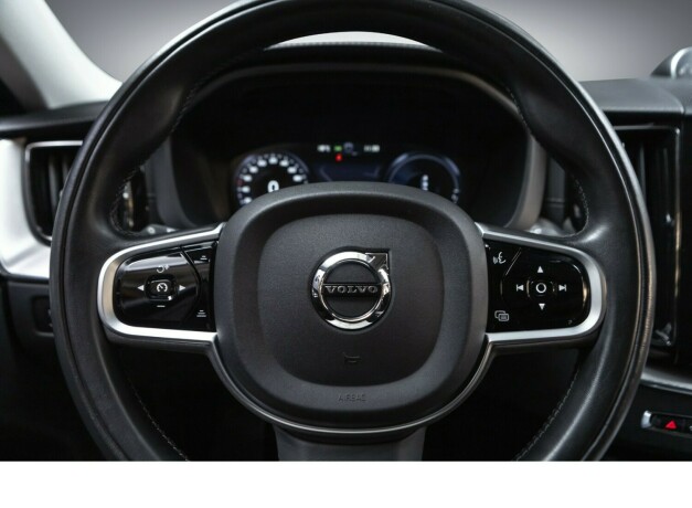 volvo-xc-60-elektrisitetbensin-2019-big-15