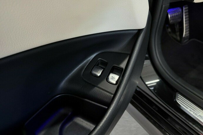 mercedes-benz-e-klasse-elektrisitetbensin-2020-big-14