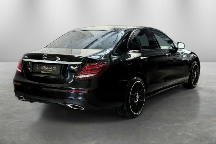 mercedes-benz-e-klasse-elektrisitetbensin-2020-big-6