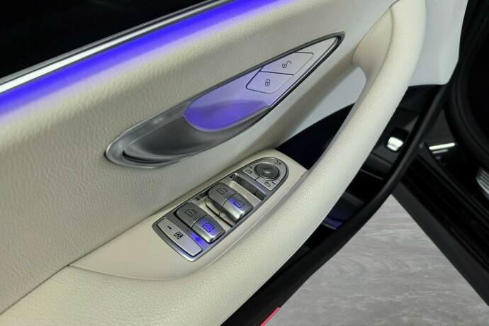mercedes-benz-e-klasse-elektrisitetbensin-2020-big-13