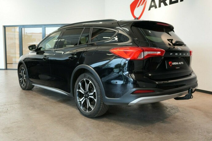 ford-focus-bensin-2020-big-2