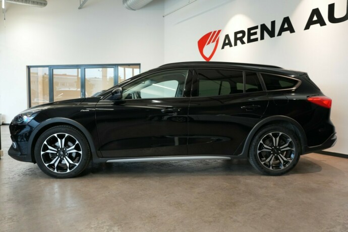ford-focus-bensin-2020-big-1