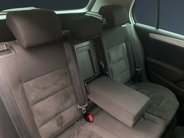 volkswagen-golf-bensin-2011-big-11