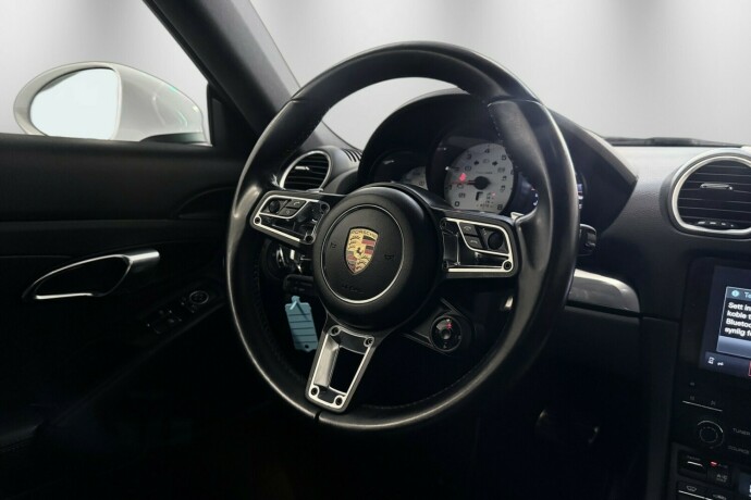 porsche-718-cayman-s-bensin-2017-big-18
