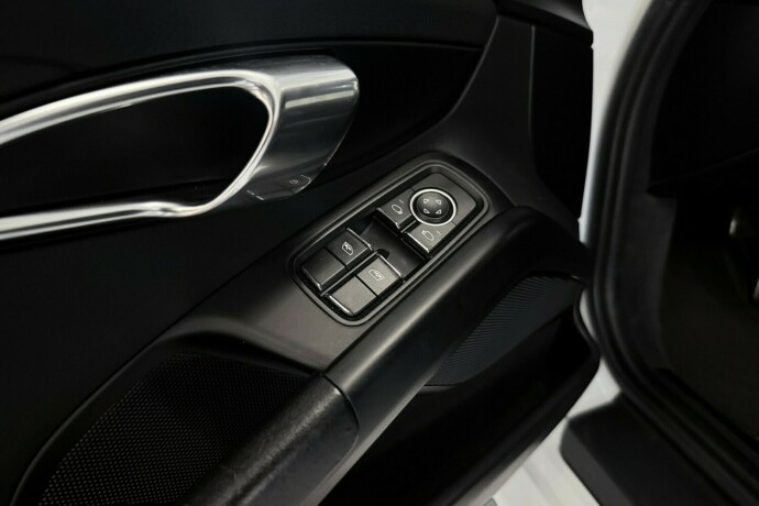 porsche-718-cayman-s-bensin-2017-big-14