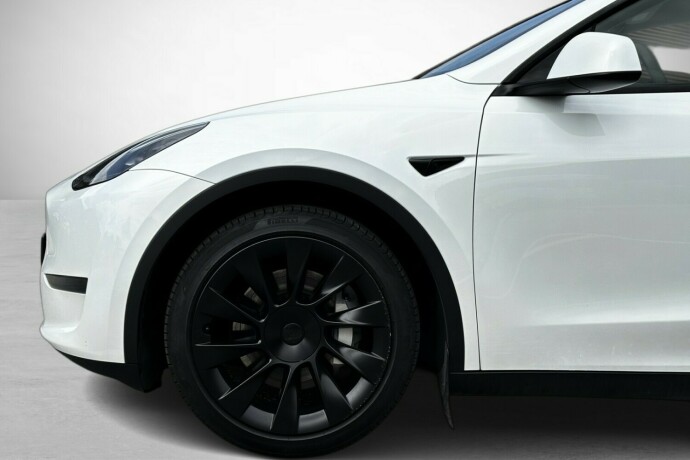 tesla-model-y-elektrisitet-2023-big-6