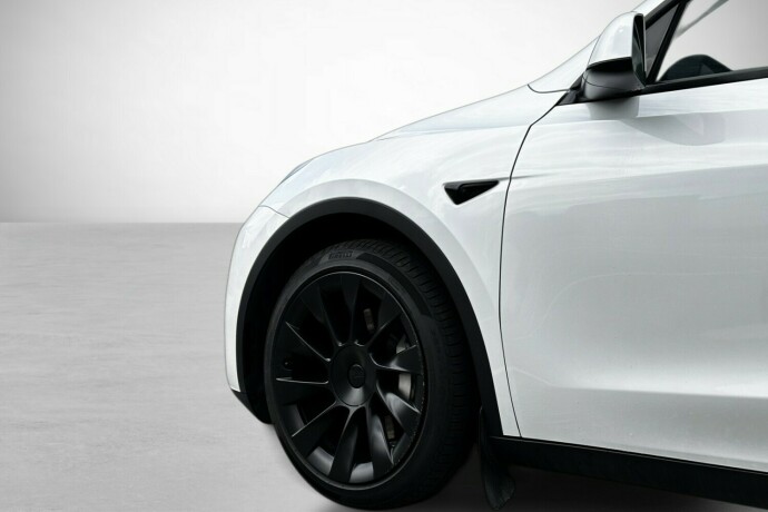 tesla-model-y-elektrisitet-2023-big-7