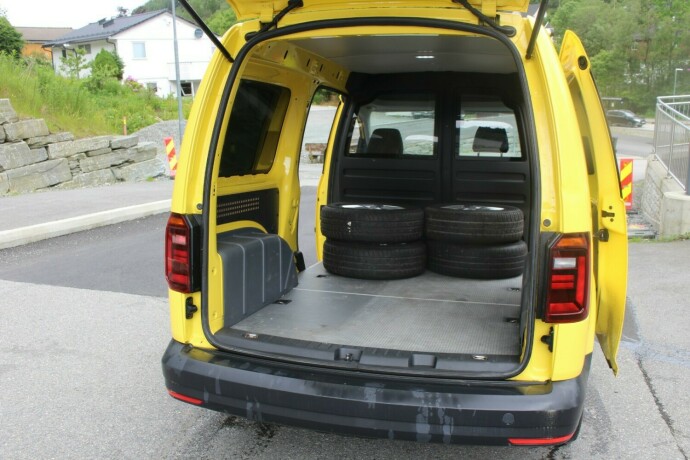 volkswagen-caddy-diesel-2020-big-6
