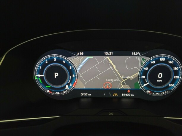 volkswagen-passat-plug-in-petrol-2019-big-27